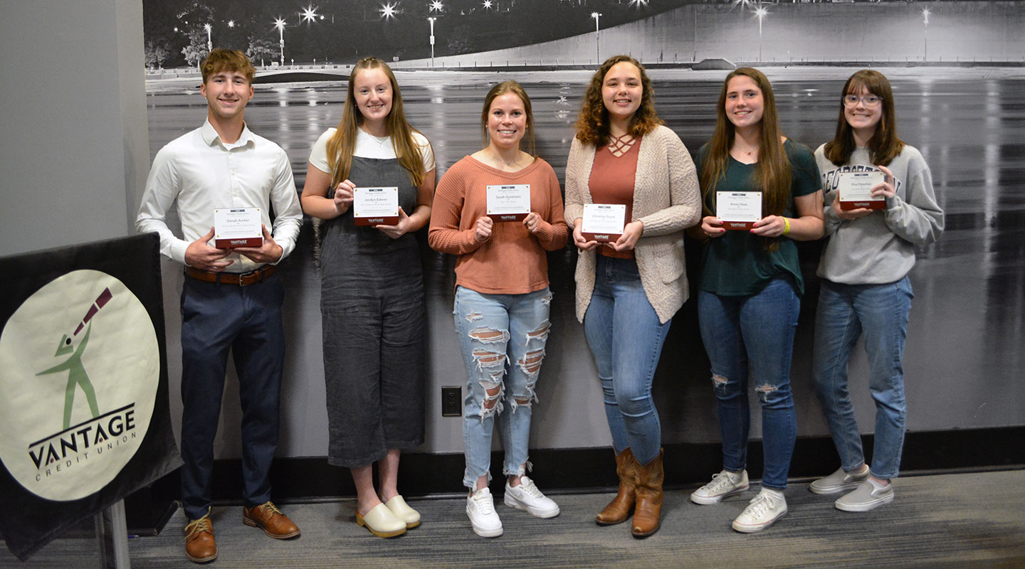 2022-News-QFE-Scholarship-Winners